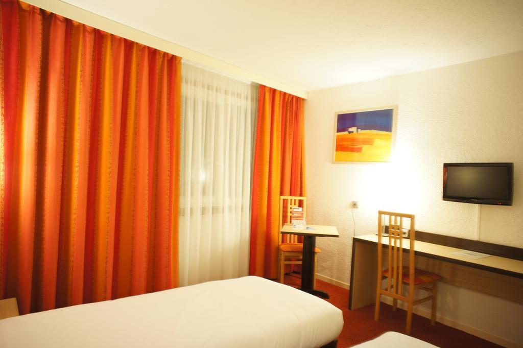 Inter-Hotel La Closerie Beaune Beaune  Værelse billede
